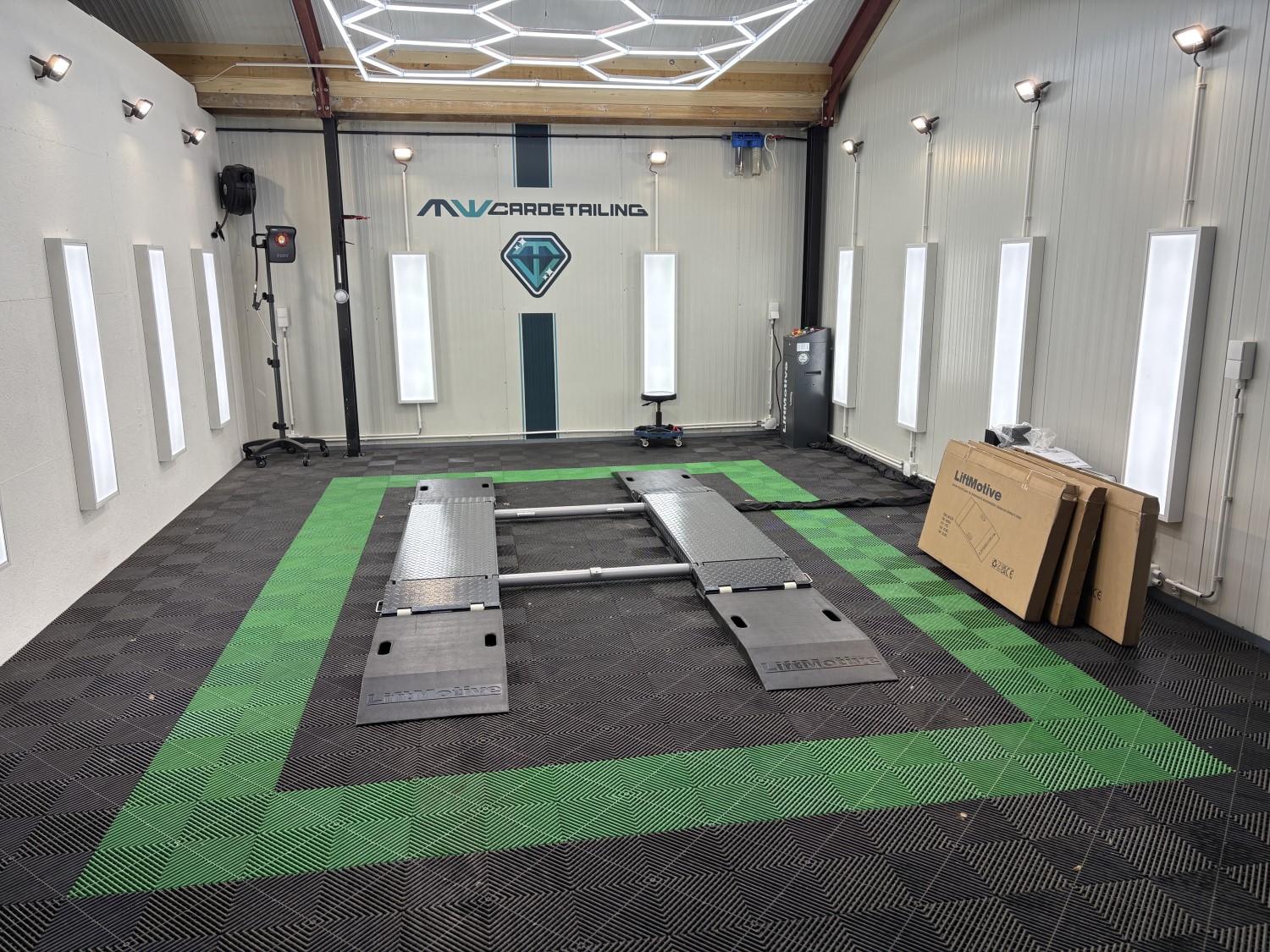 LiftMotive LM-3500MRP Mobiele Schaarhefbrug Heerhugowaard