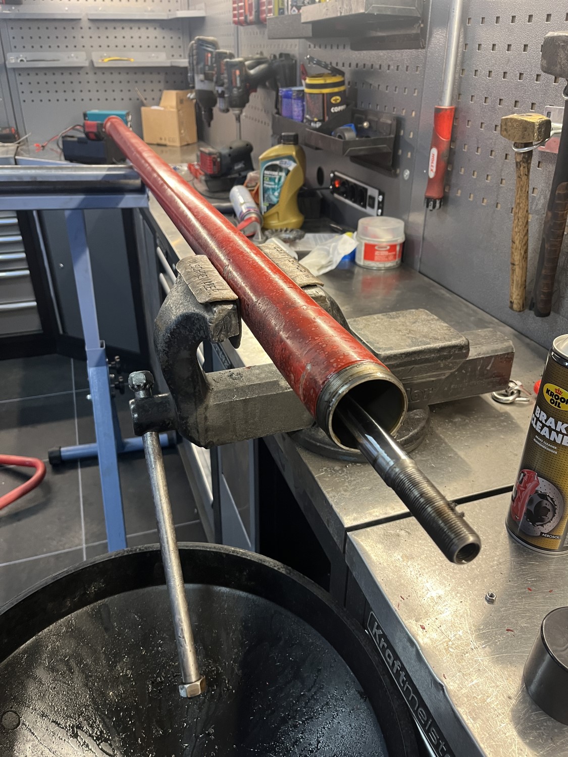 Revisie Stertil Koni SK2030 Hydrauliek Cilinder Vakgarage Houtkoper